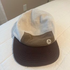 Marmot 5 panel hat